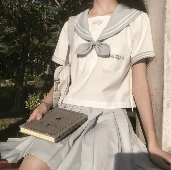 鬼马小灵精